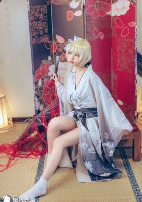 把校花吊起来揉搓双乳微博-超清神马影院